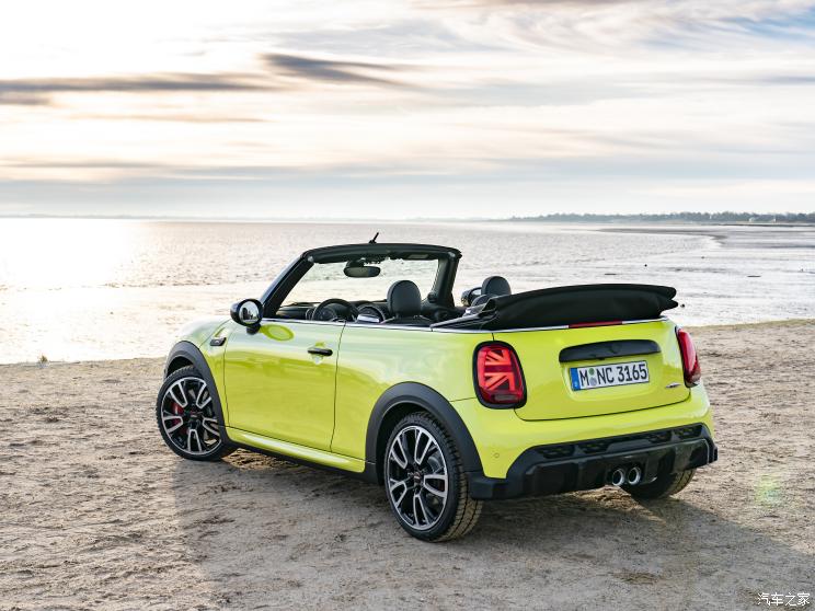 MINI JCW MINI JCW 2021款 JOHN COOPER WORKS Cabrio 欧洲版