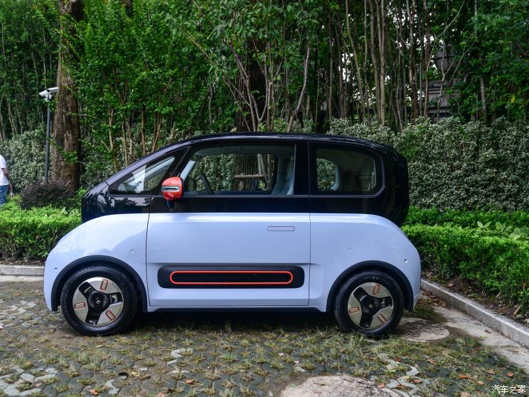 上汽通用五菱 宝骏KiWi EV 2021款 艺术家