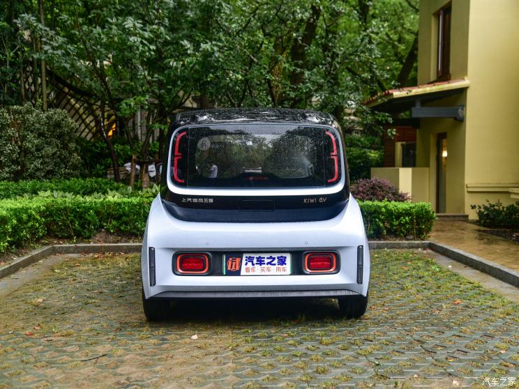 上汽通用五菱 宝骏KiWi EV 2021款 艺术家