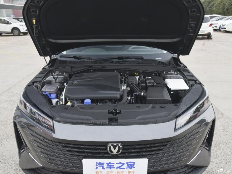 长安汽车 逸达 2023款 蓝鲸NE 1.5T GDI DCT领航型