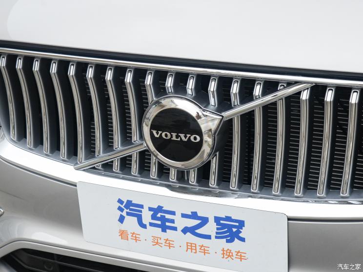 沃尔沃(进口) 沃尔沃XC90 2023款 B5 智行豪华版 5座