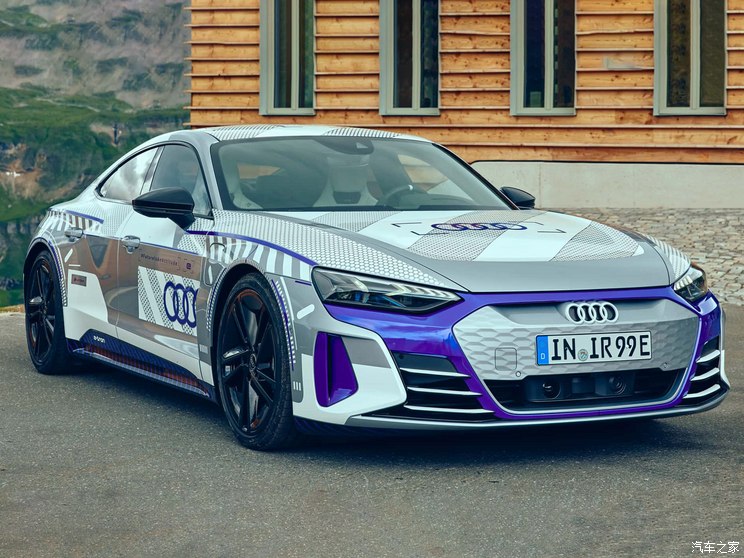 Audi Sport 奥迪RS e-tron GT 2023款 Ice Race