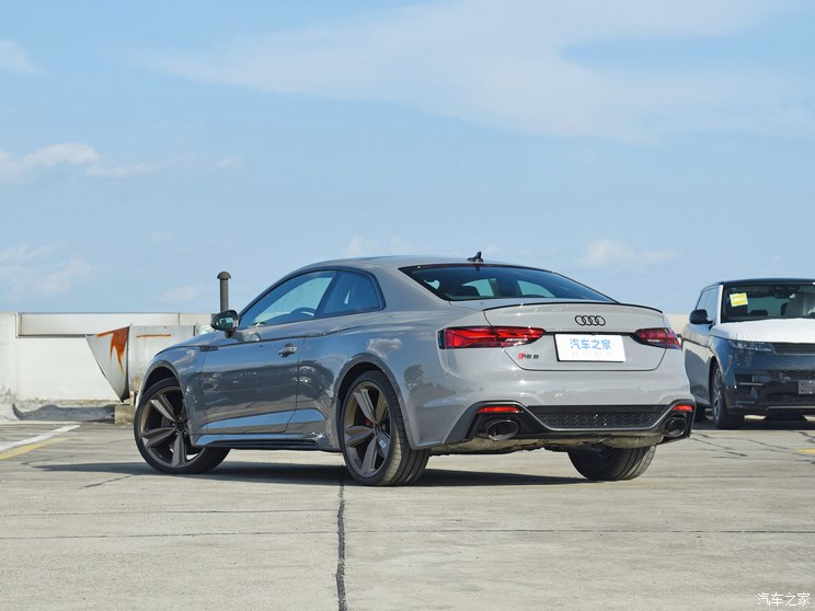 Audi Sport 奥迪RS 5 2023款 RS 5 2.9T Coupe 暗金版